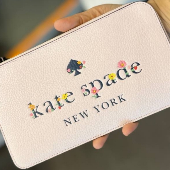 kate spade Handbags - Kate♠️Spade Light Rosebud Leather Zip Wristlet🍓🌼🪷❇️🌷🌹SOLD OUT ONLINE